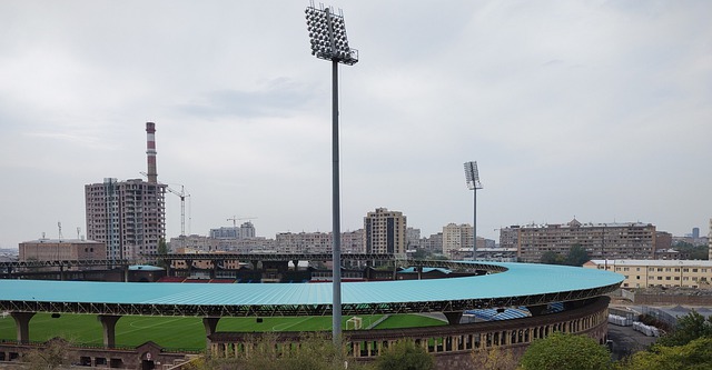 他不仅在个 他不仅在个